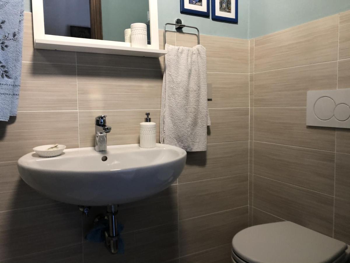 La Casa Di Pietro Hotel Cerrione ภายนอก รูปภาพ