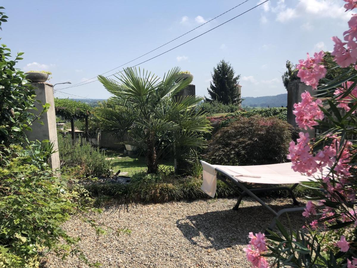 La Casa Di Pietro Hotel Cerrione ภายนอก รูปภาพ