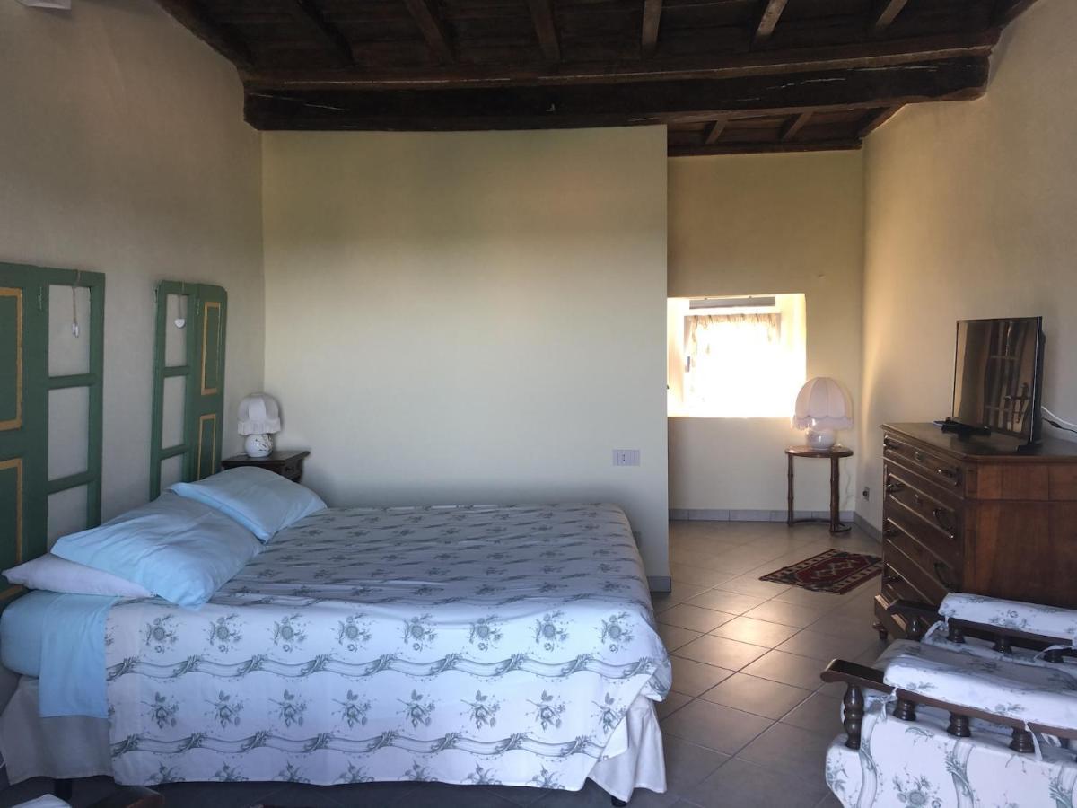 La Casa Di Pietro Hotel Cerrione ภายนอก รูปภาพ
