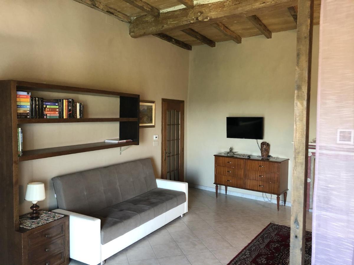 La Casa Di Pietro Hotel Cerrione ภายนอก รูปภาพ