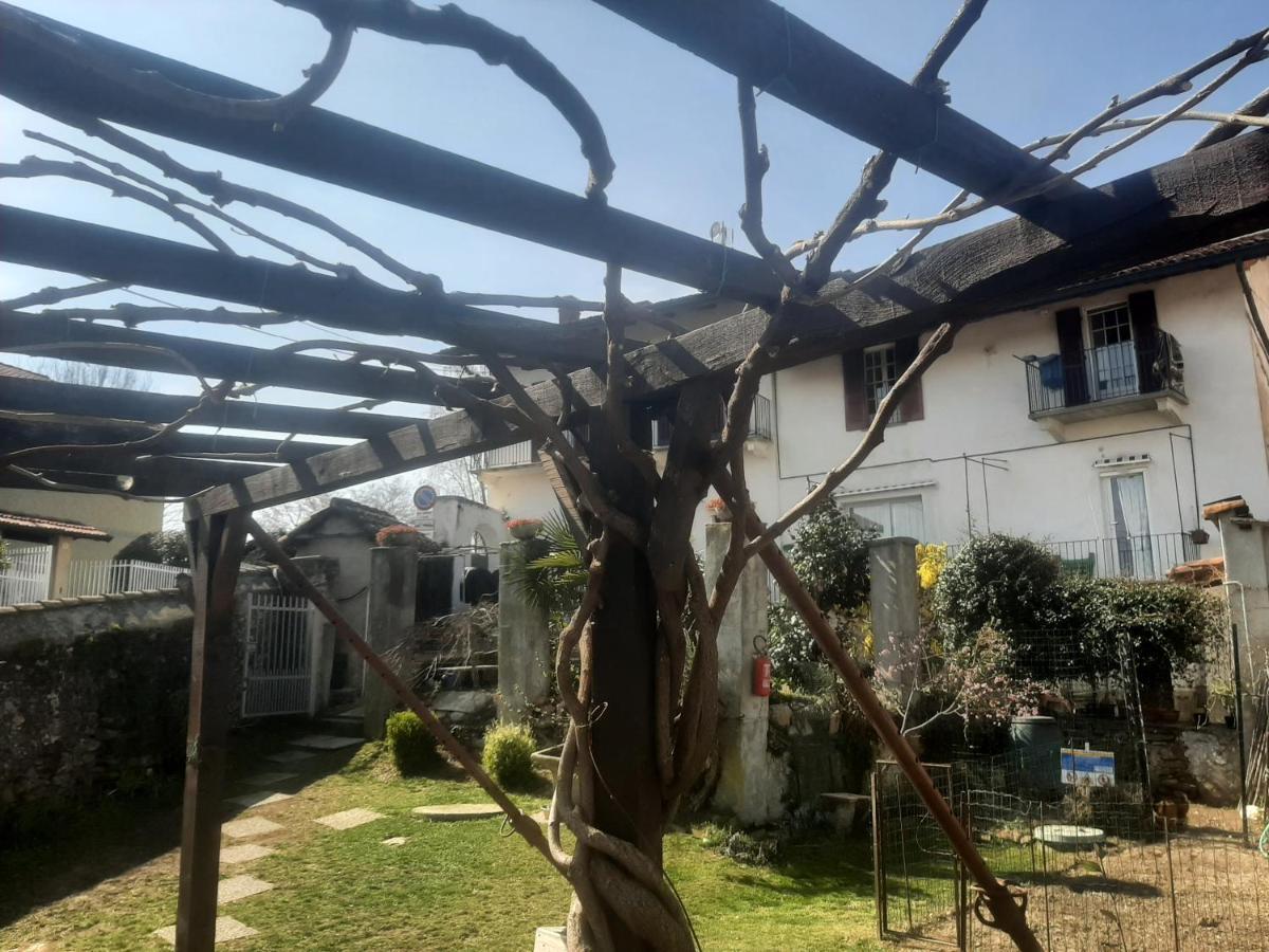 La Casa Di Pietro Hotel Cerrione ภายนอก รูปภาพ
