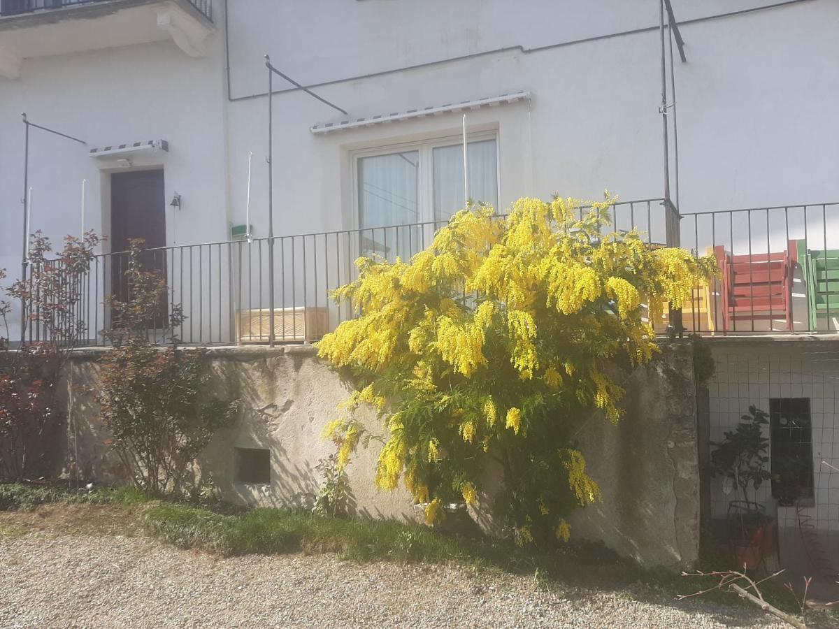 La Casa Di Pietro Hotel Cerrione ภายนอก รูปภาพ
