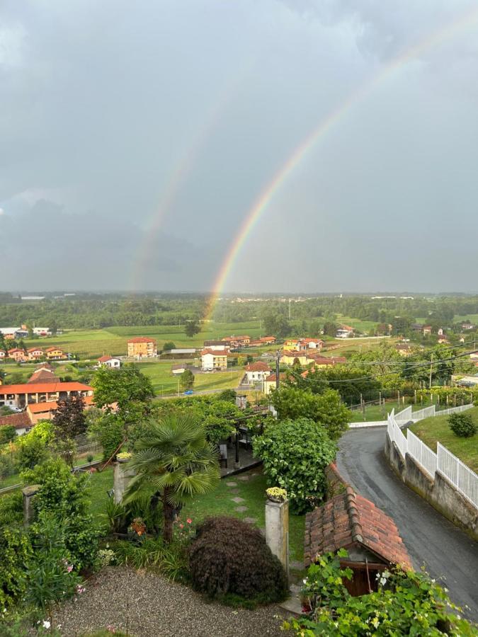 La Casa Di Pietro Hotel Cerrione ภายนอก รูปภาพ