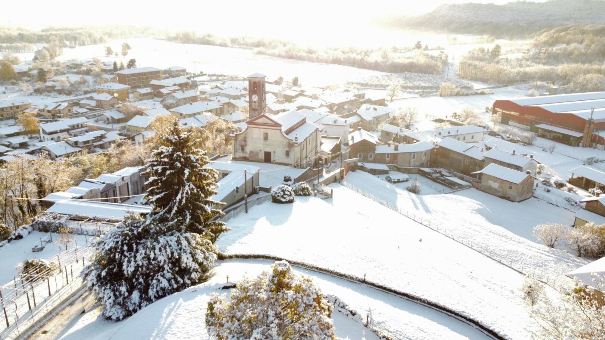 La Casa Di Pietro Hotel Cerrione ภายนอก รูปภาพ