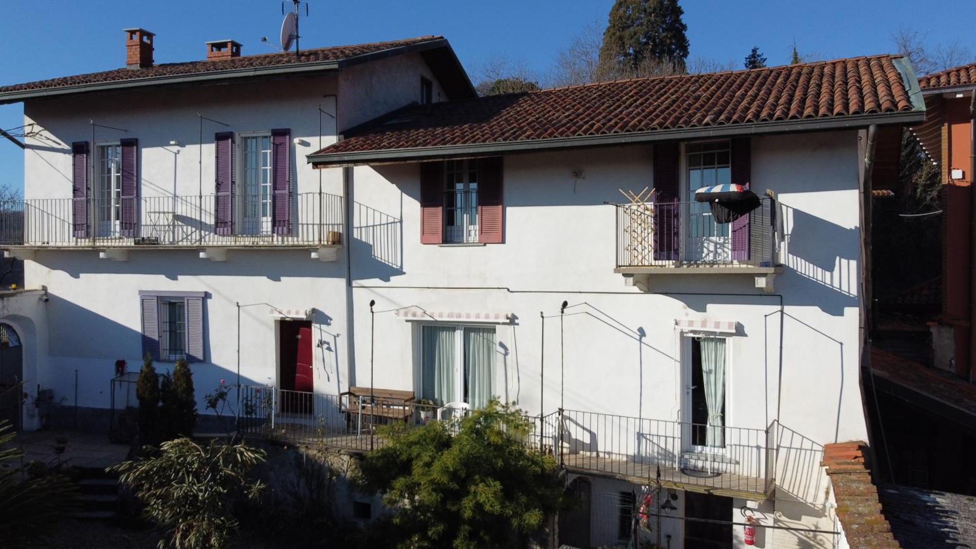 La Casa Di Pietro Hotel Cerrione ภายนอก รูปภาพ